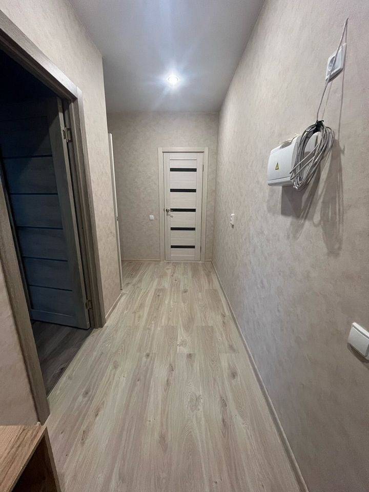 3286322-8