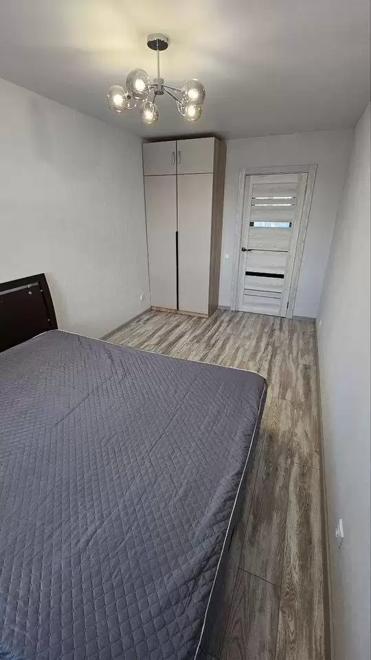 3293825-9