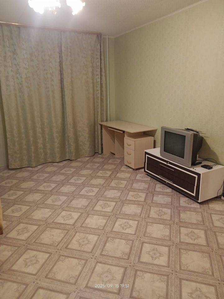 3402391-4