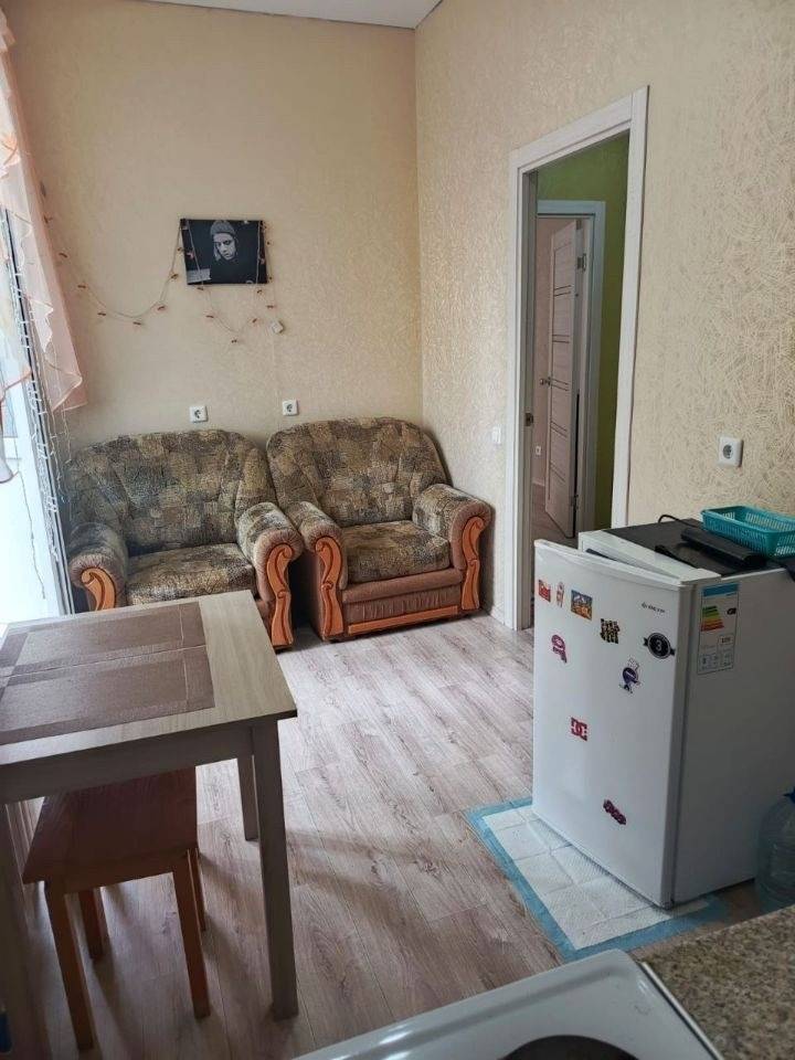 3407493-3
