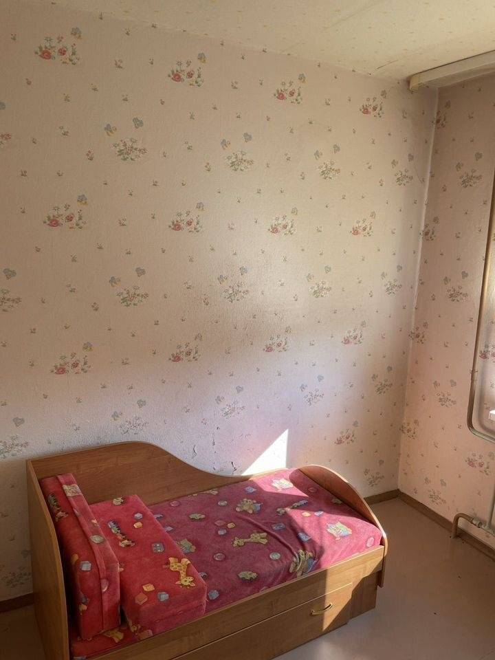 3421047-10