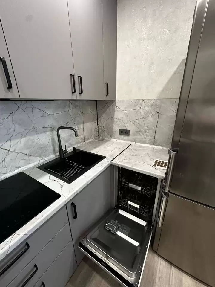 3430778-3