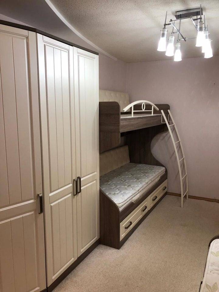 3513750-18
