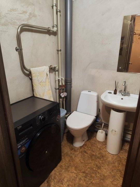 68ff4b0477ed5a8c3708163a-2