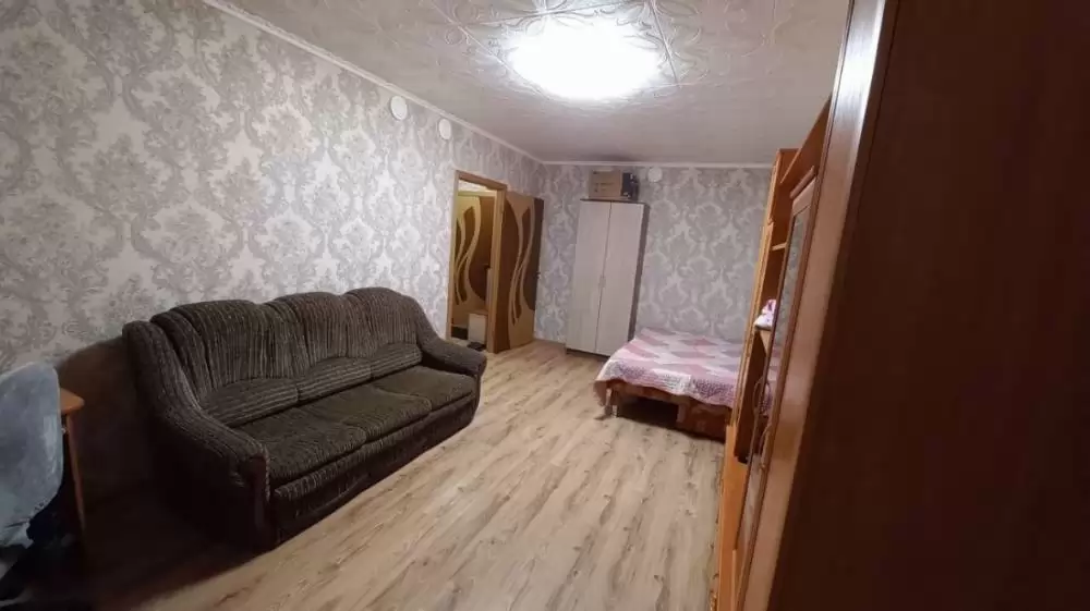 3568084-4