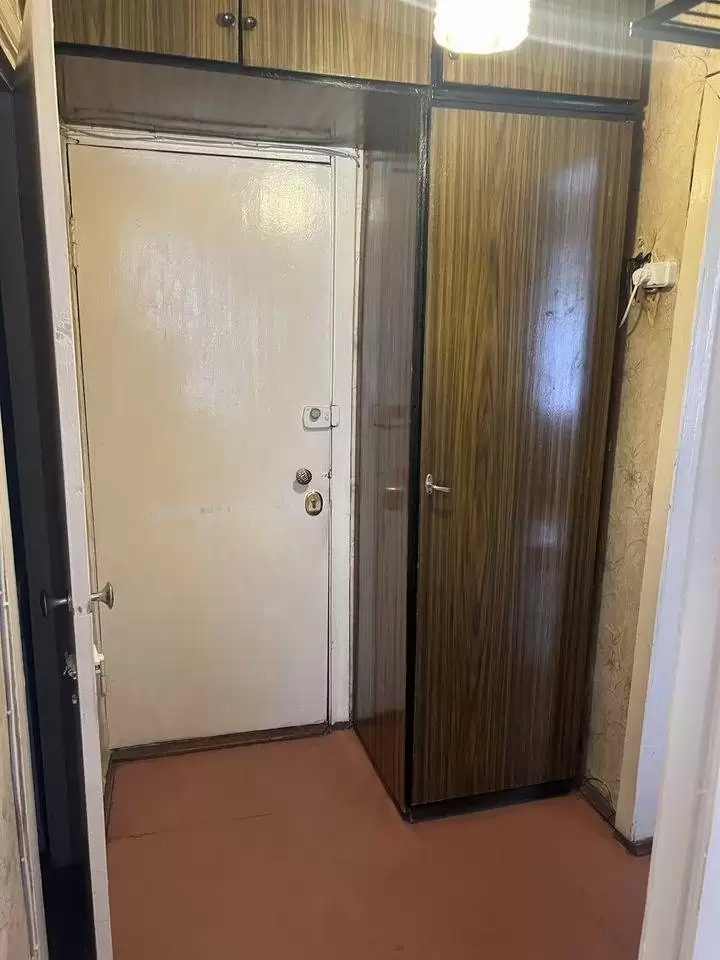 3584253-9