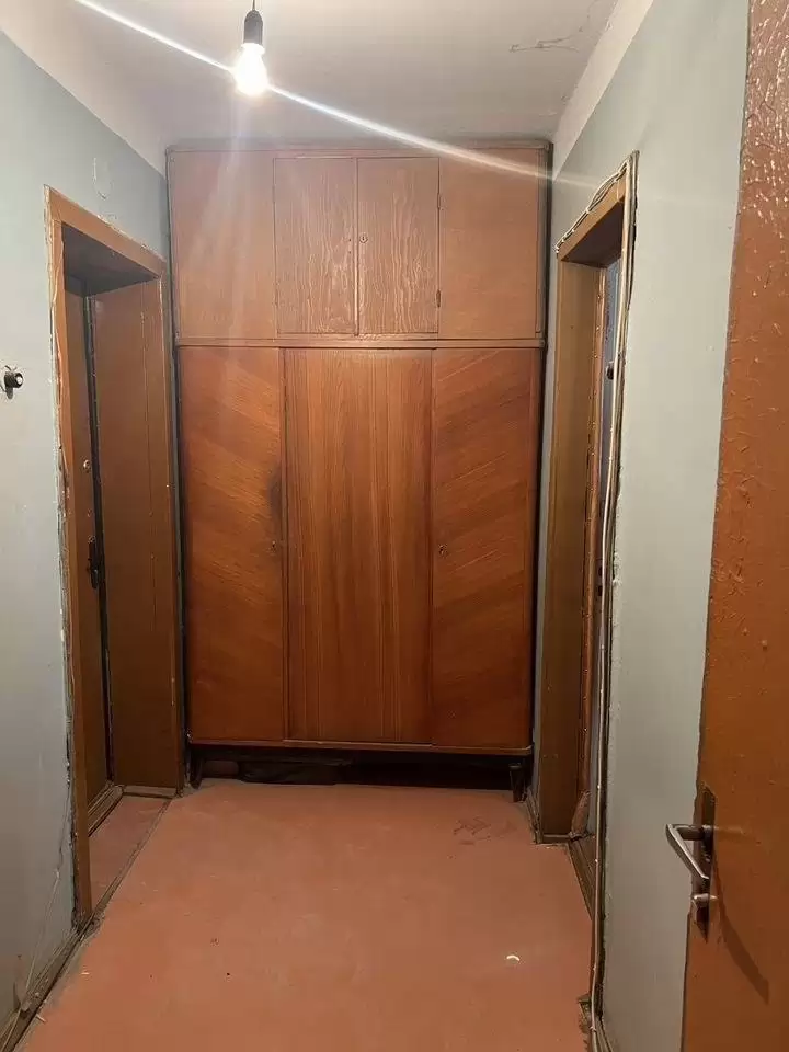 3584253-11