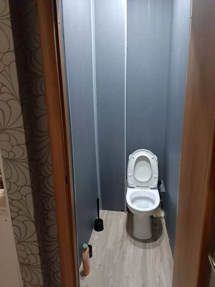 3638978-4