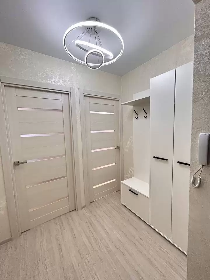 3672593-6