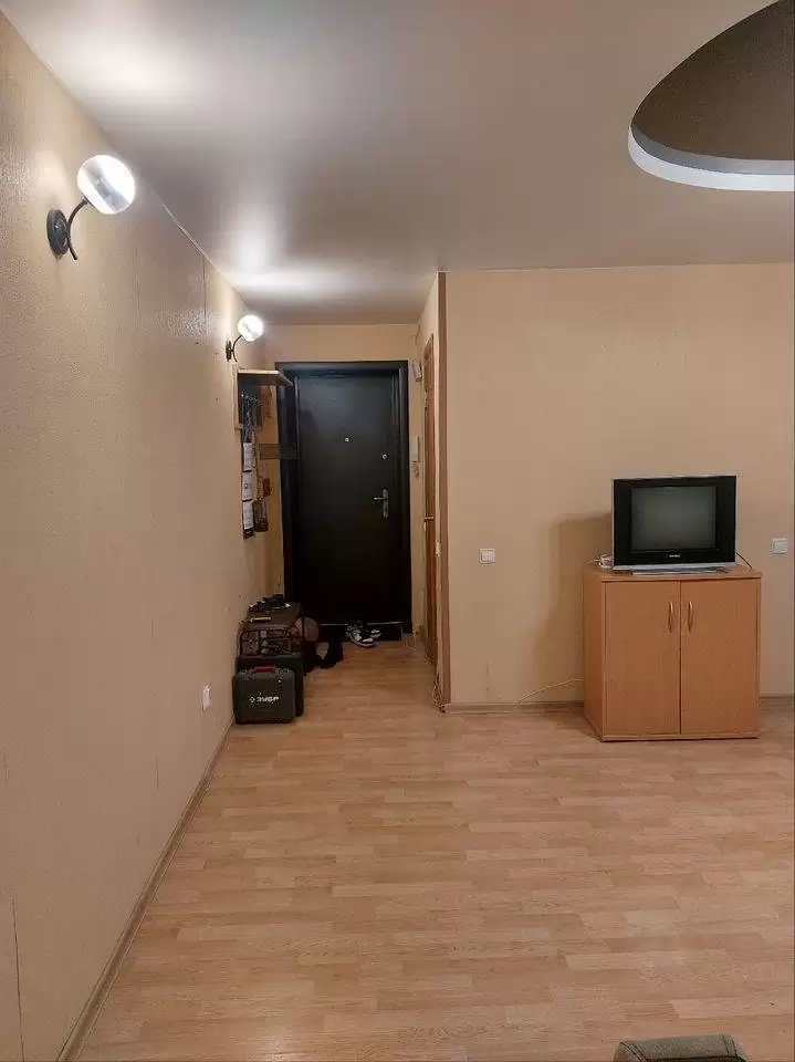 3696497-7