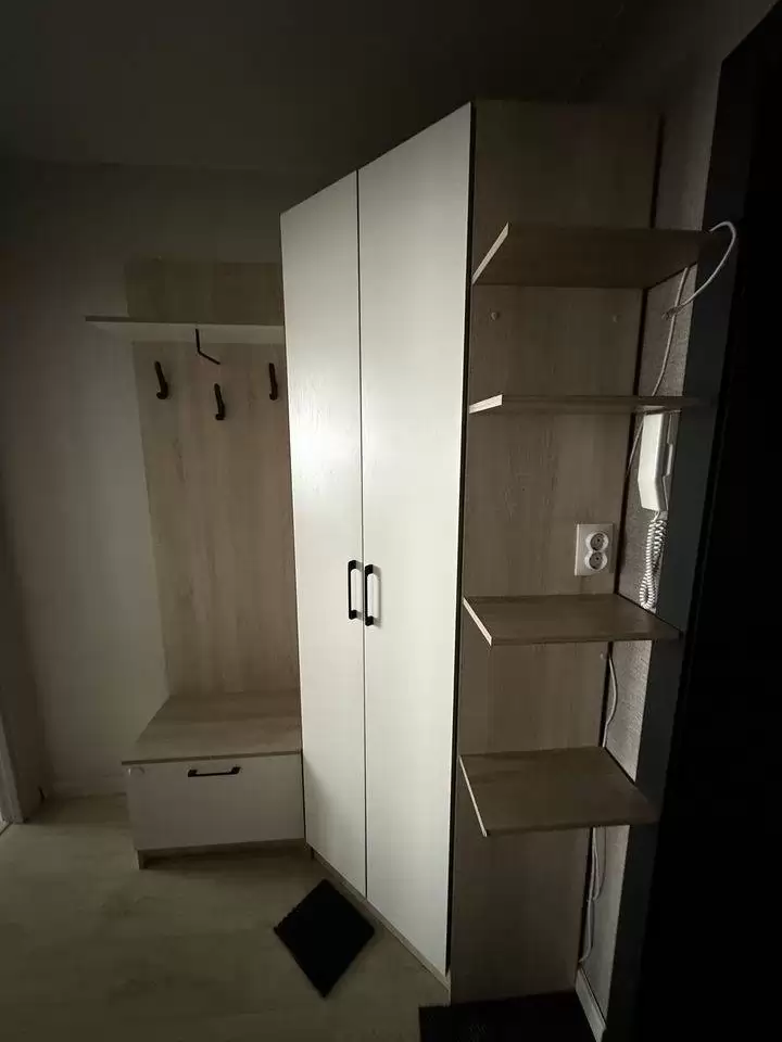 3773664-2