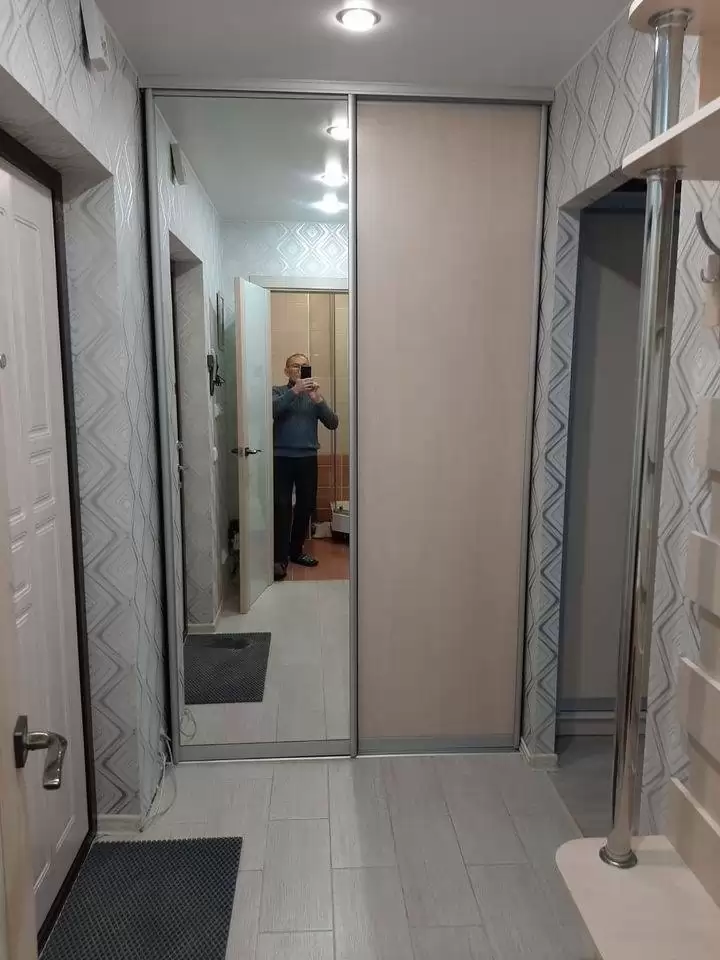 3780109-7