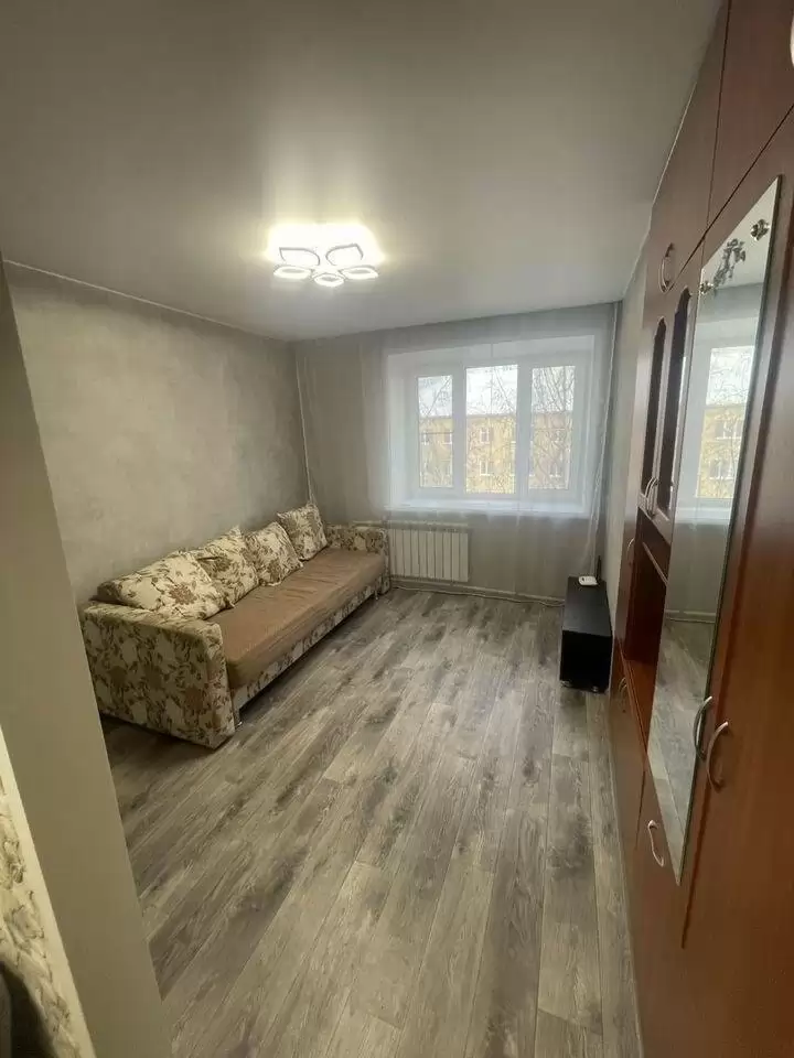 3793183-4