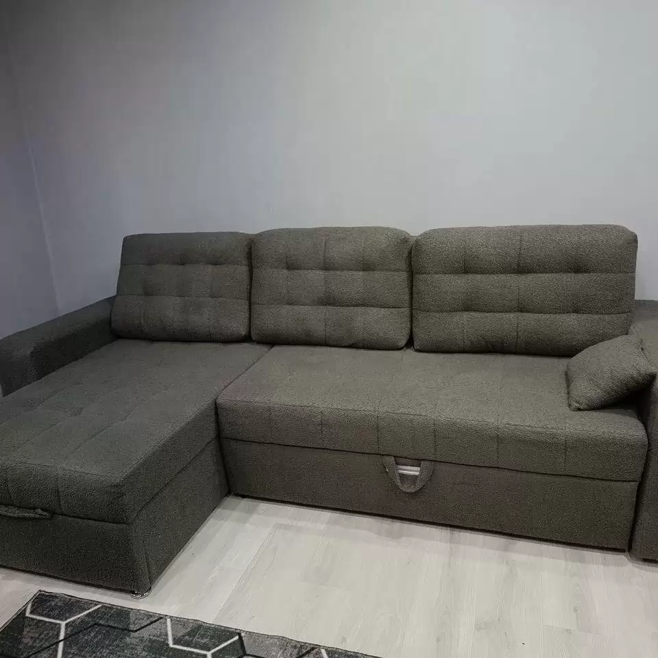 3831795-4