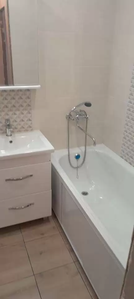 3987559-3