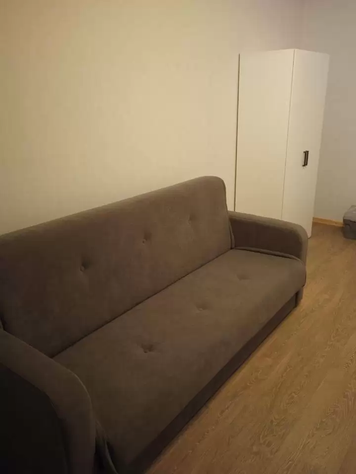 4077435-7