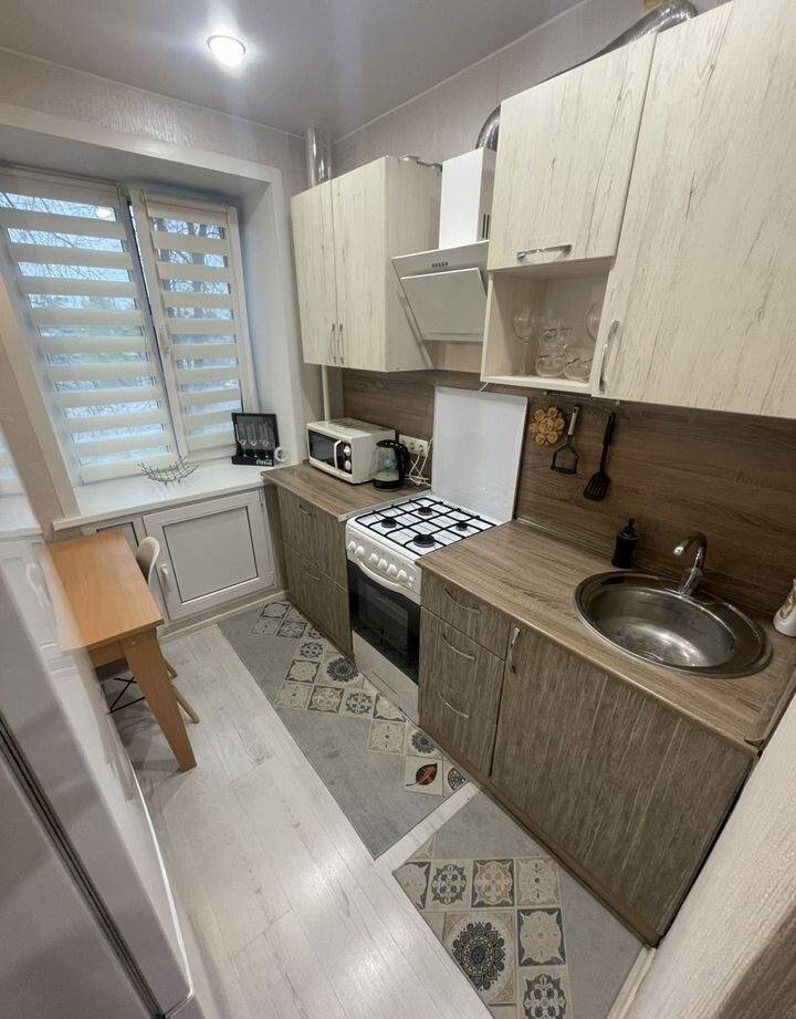 4268901-6
