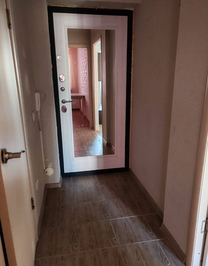 4273438-6