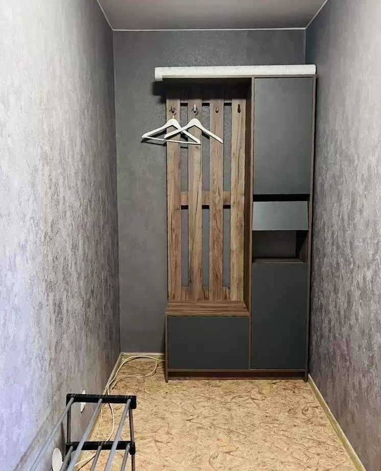 п