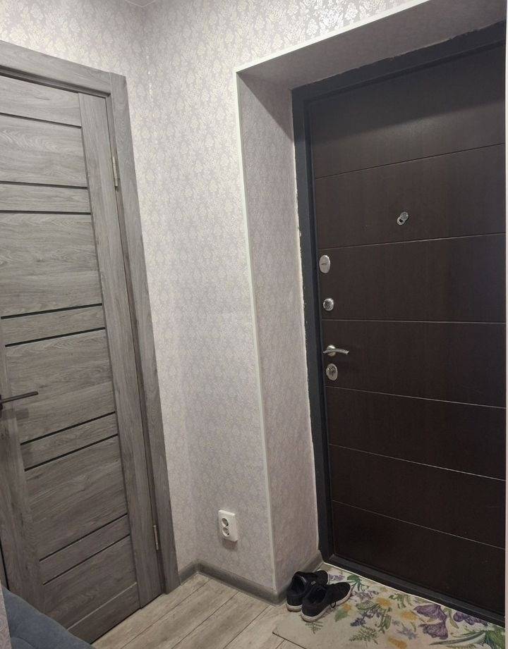 4282136-10
