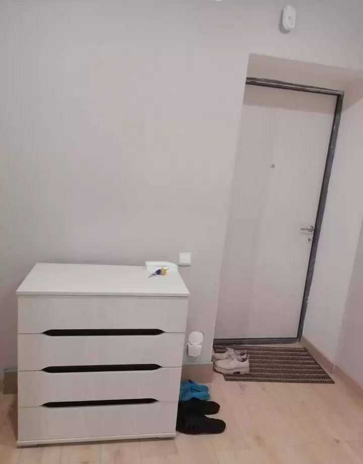 4295658-5