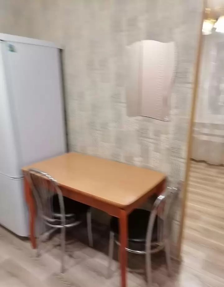 4378964-4