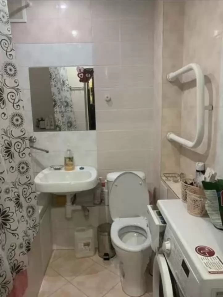 4432597-6