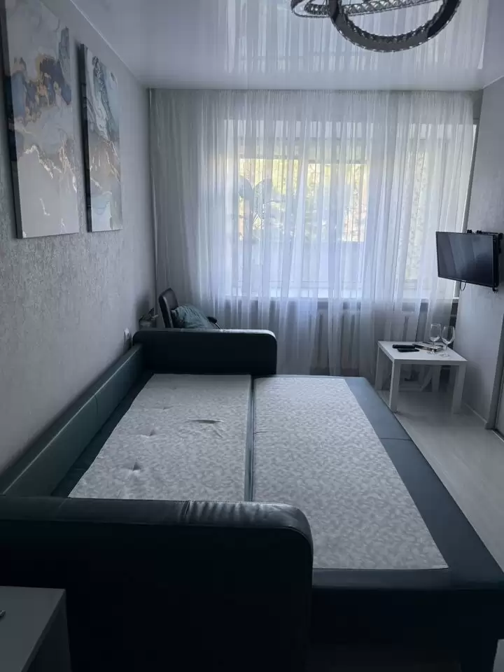 4472744-3