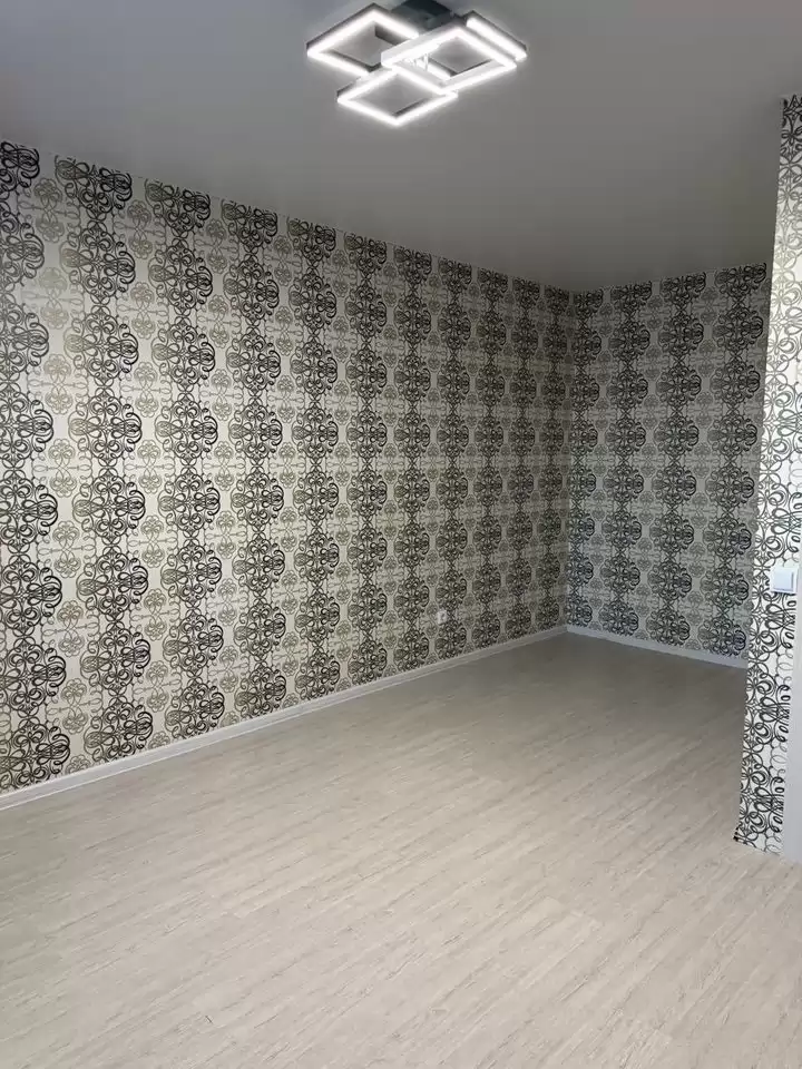 м