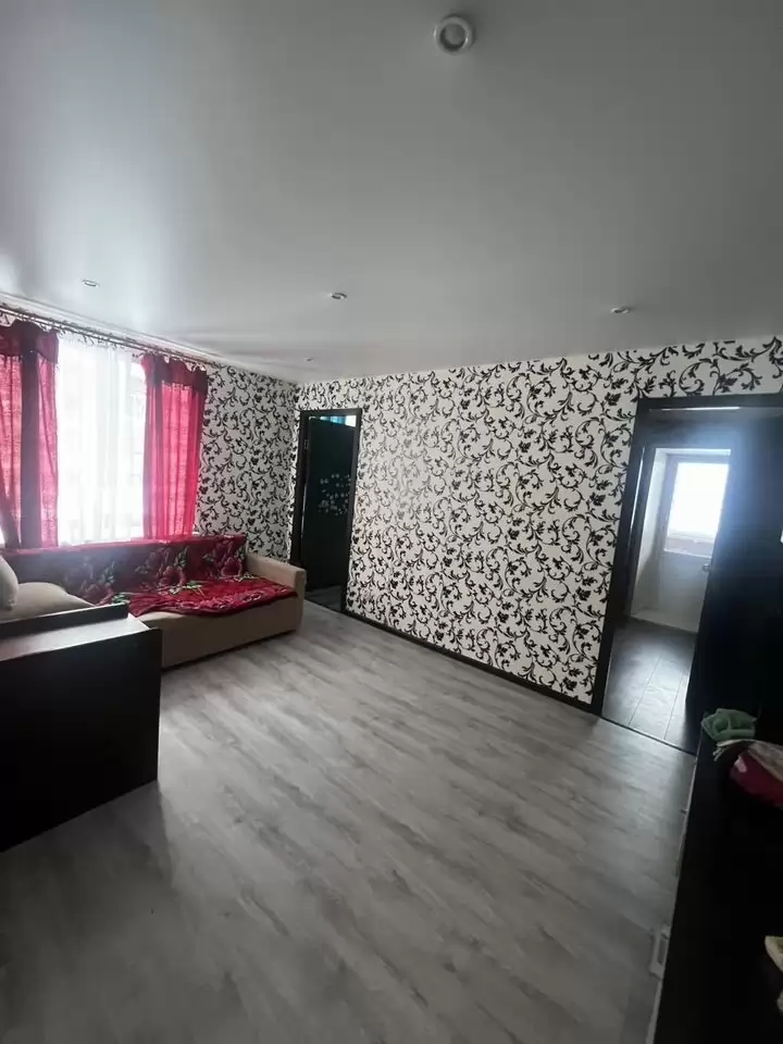 4477333-8