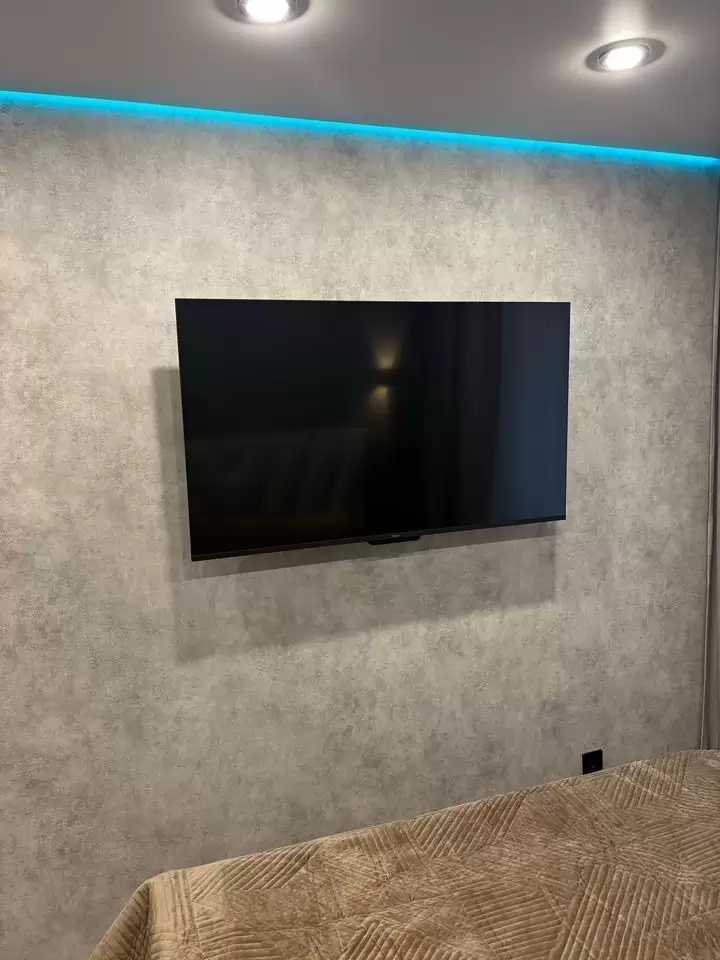 4486980-4