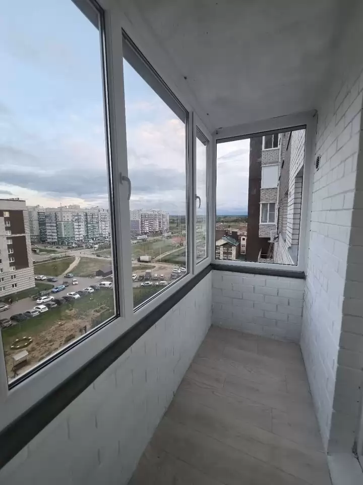 4528761-15
