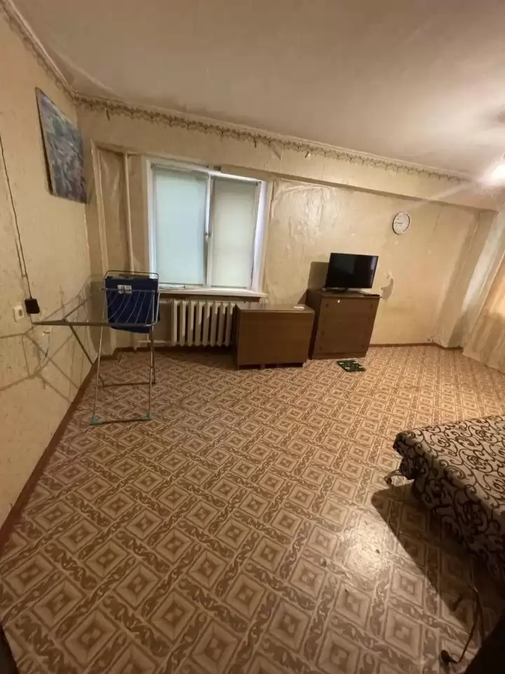4557350-6