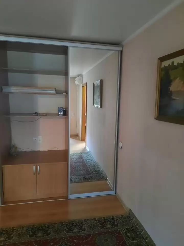 4568514-6