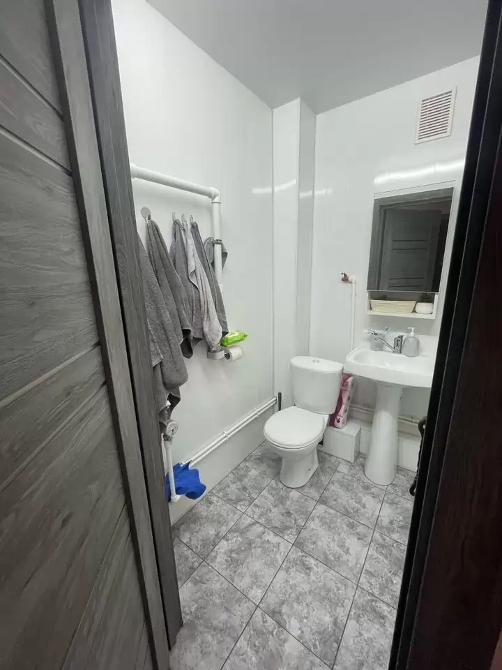 4576795-2