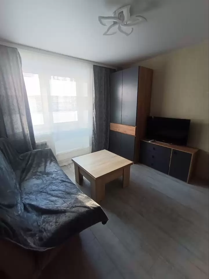 4595082-3