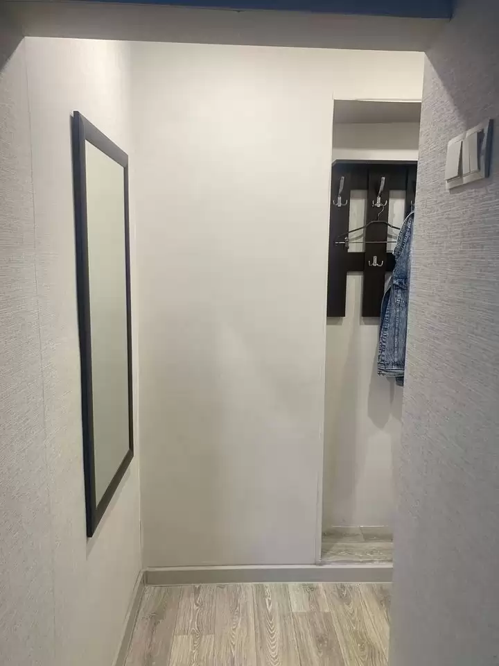 4613888-10