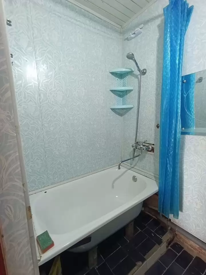 4646494-9